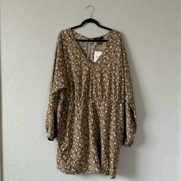 Forever 21 Romper 4X - Picture 1 of 3